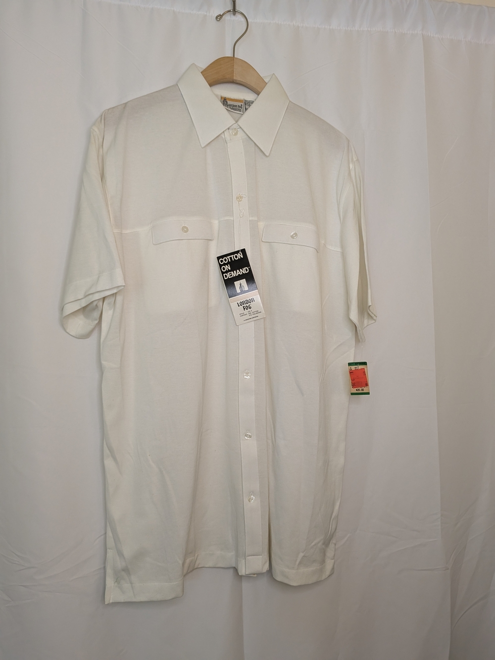 London Fog NWT Deadstock Men's Short-Sleeve Button-Down Shirt in Off-White